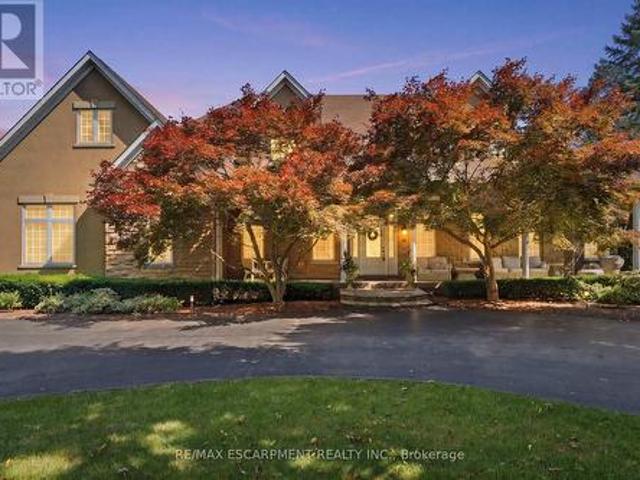 House for sale in Ancaster, Ontario