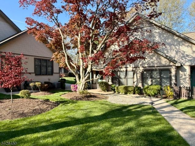 Townhouse for sale in Berkeley Heights, New Jersey