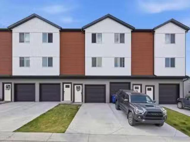 House for sale in Didsbury, Alberta