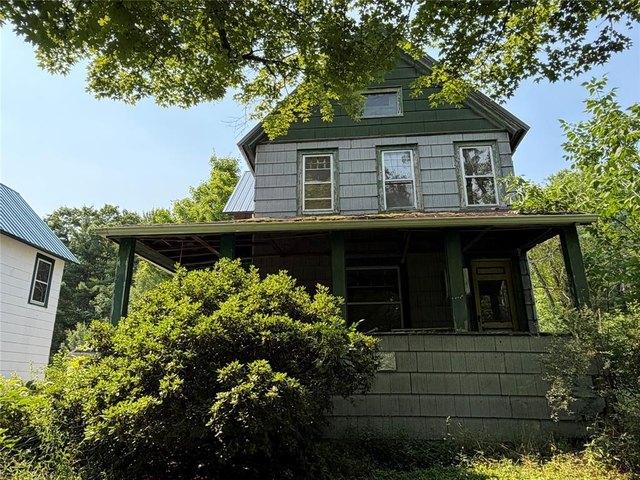 House for sale in New York