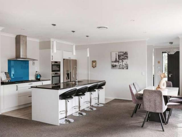 House for sale in Pāpāmoa Beach, Papamoa
