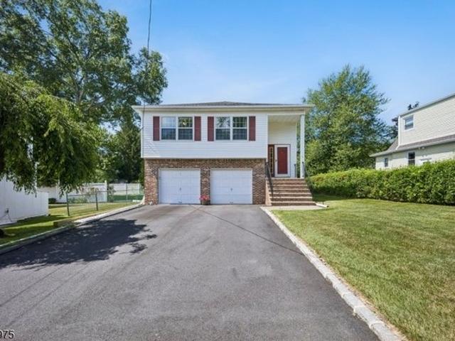 House for sale in Cedar Knolls, New Jersey