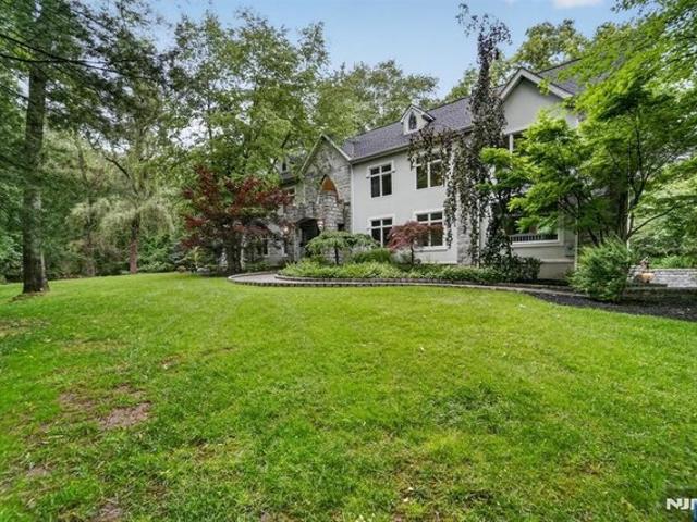 House for sale in Saddle River, New Jersey