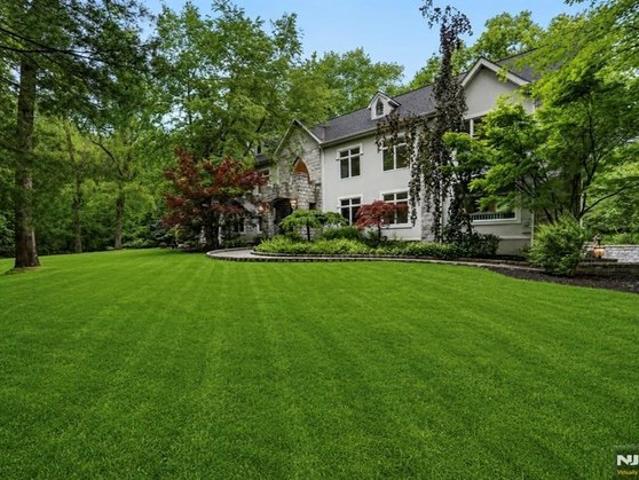 House for sale in Saddle River, New Jersey