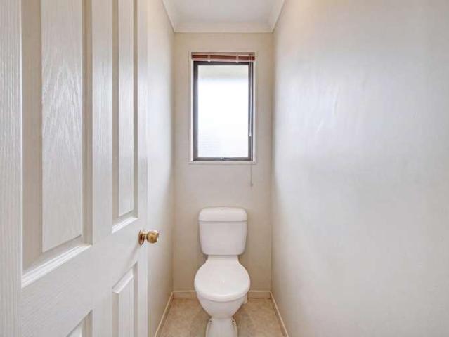 House for sale in Oratia, Oroua County
