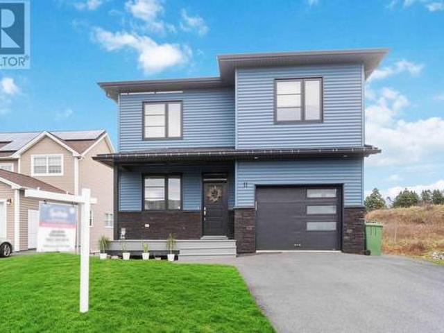 House for sale in Dartmouth, Nova Scotia