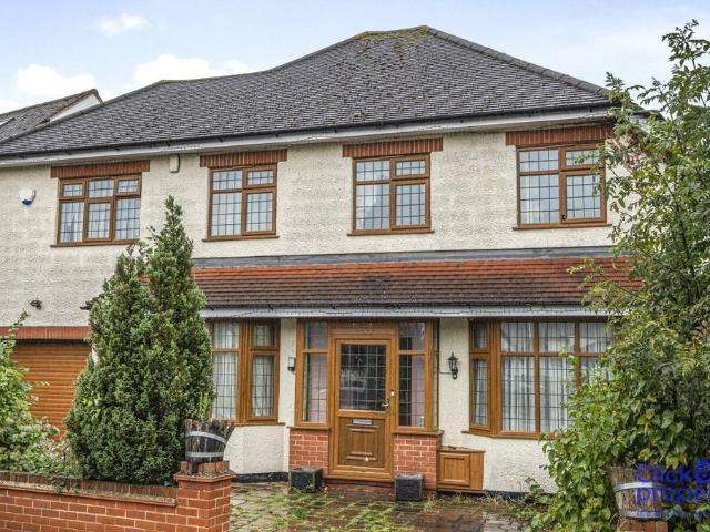 House for rent in Loughton, Epping Forest