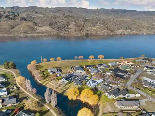 House for sale in Otakou