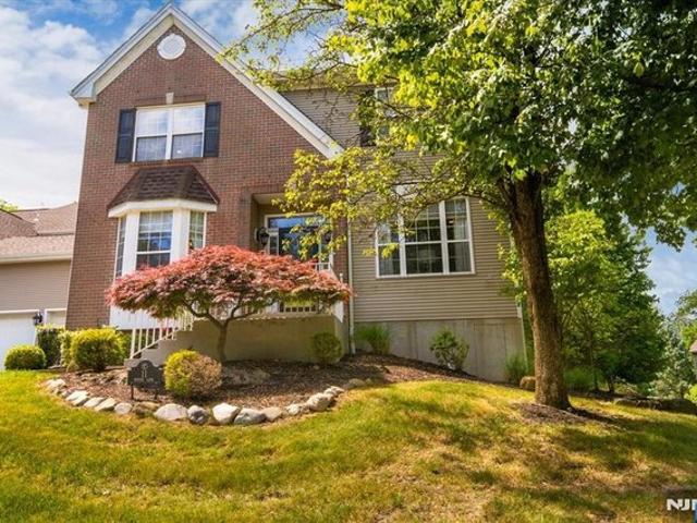 Townhouse for sale in Passaic, New Jersey