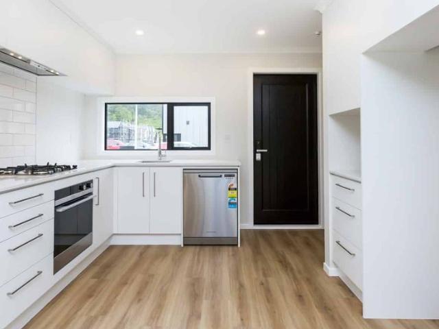 Townhouse for rent in Pauatahanui, Wellington