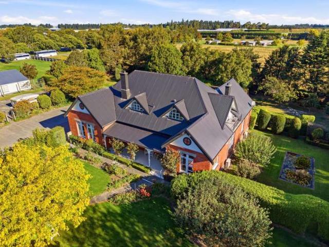 House for sale in Dorie, Canterbury