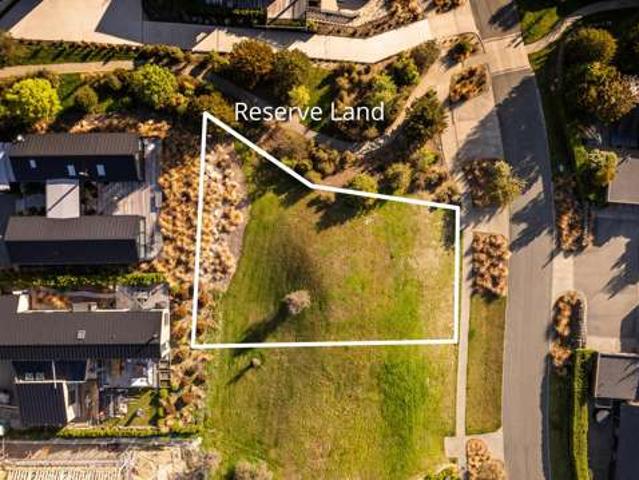 Land for sale in Otakou