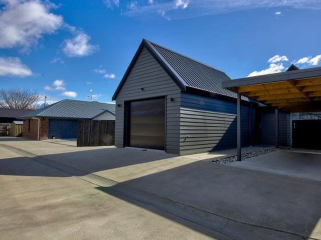 House for rent in Lake Hayes Estate, Queenstown-Lakes District