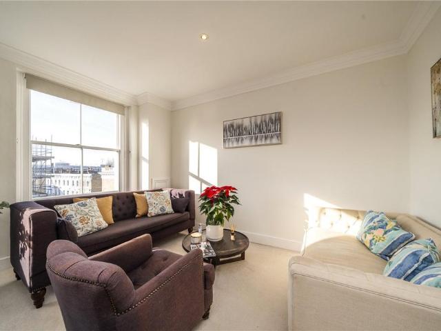 Apartment for rent in Lot's Village, Greater London