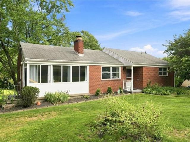 House for sale in Wexford, Pennsylvania