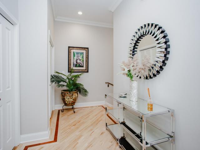 Townhouse for sale in Highwood, Illinois