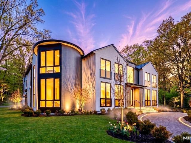 Property for sale in Englewood Cliffs, New Jersey
