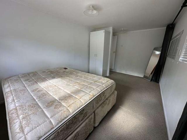 Property for rent in Wairau Valley