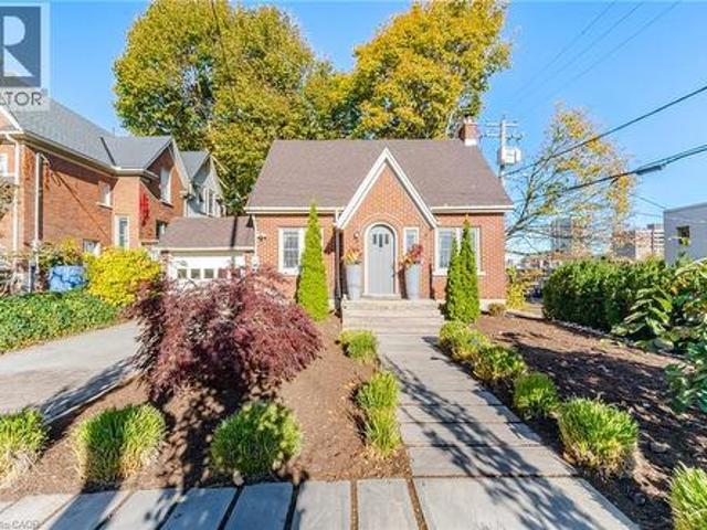 House for sale in Belmont Village, Kitchener