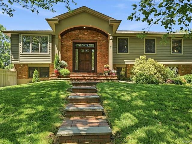 House for sale in Huntington, New York