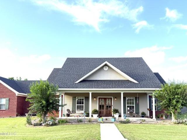 House for sale in Winona, Mississippi