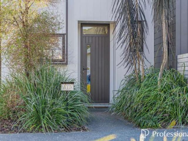 House for sale in Days Bay, Wellington