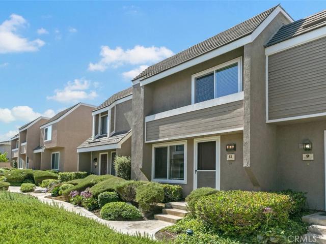 Townhouse for sale in Woodbridge, Irvine