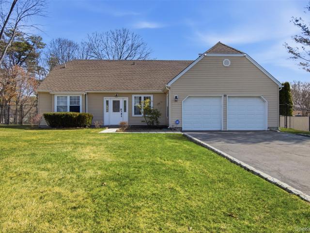 House for sale in Centereach, New York
