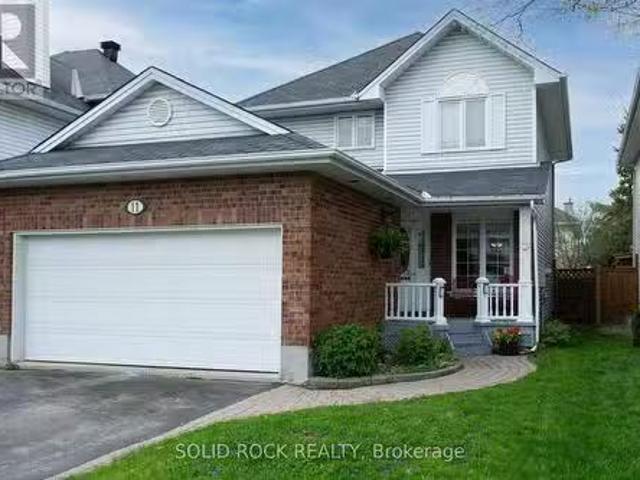 House for sale in Nepean