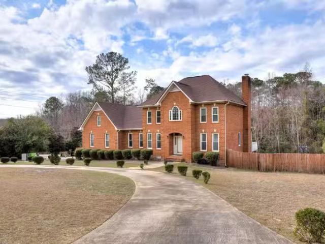 House for sale in Columbia