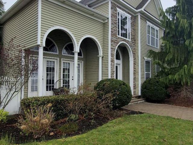 House for sale in Bohemia, New York