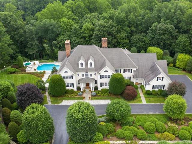 House for sale in Pound Ridge, New York