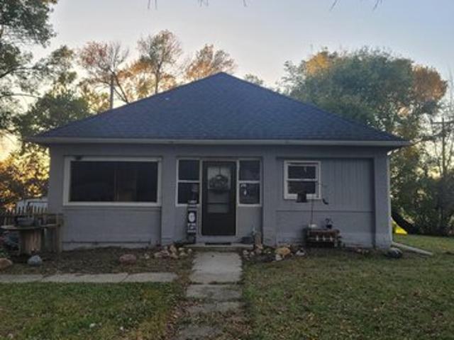 House for sale in Bricelyn, Faribault County