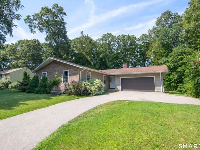 House for sale in East Lyme, Connecticut