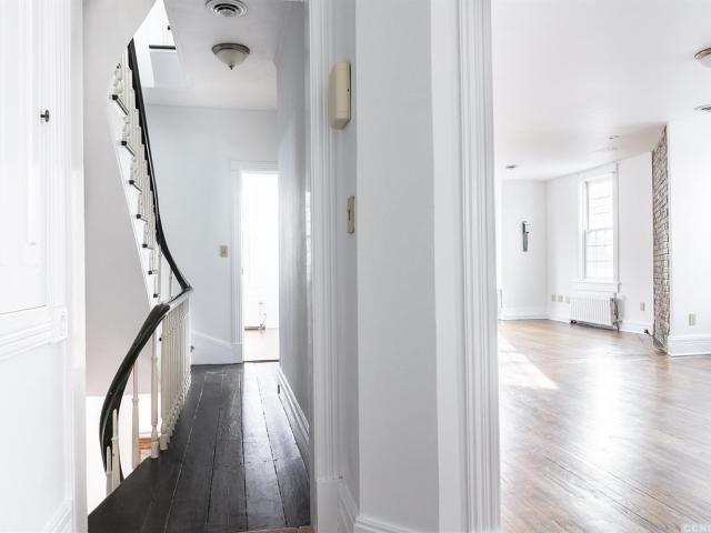 House for sale in Hudson, New York