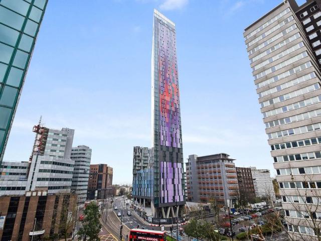 Studio for rent in London Borough of Croydon, Greater London