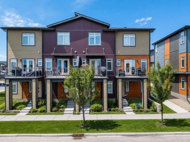 Townhouse for sale in Sage Hill, Calgary