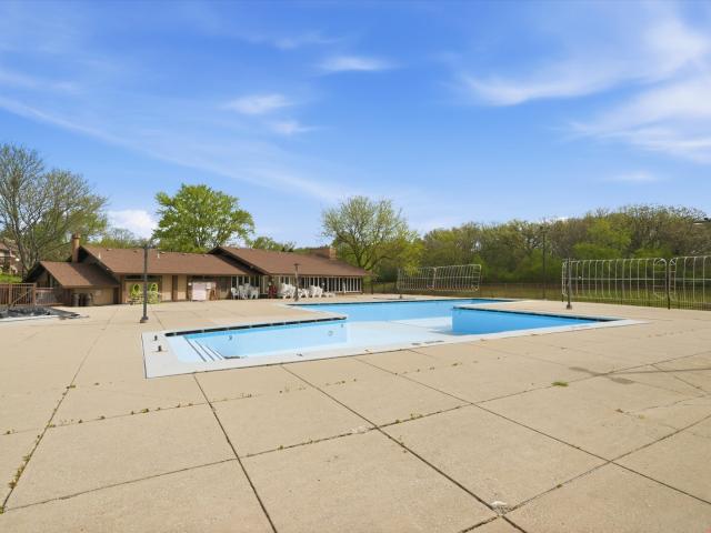 Condo for sale in Fox Lake, Illinois