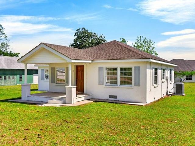 House for sale in Carriere, Mississippi