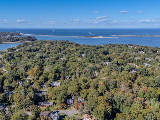 House for sale in Setauket, Town of Brookhaven