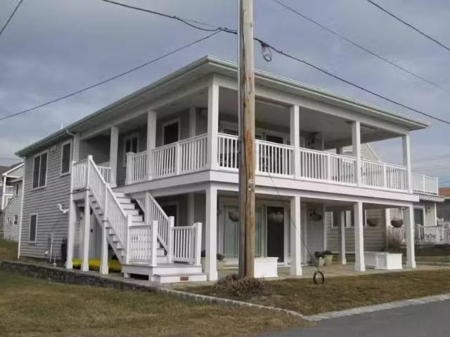 House for rent in Narragansett