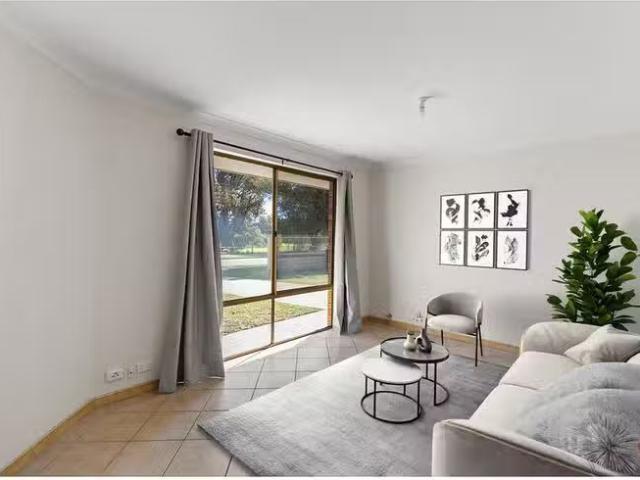 House for rent in Leda
