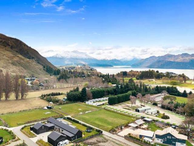 Land for sale in Wānaka, Queenstown-Lakes District