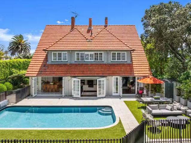 House for sale in Wairau Valley