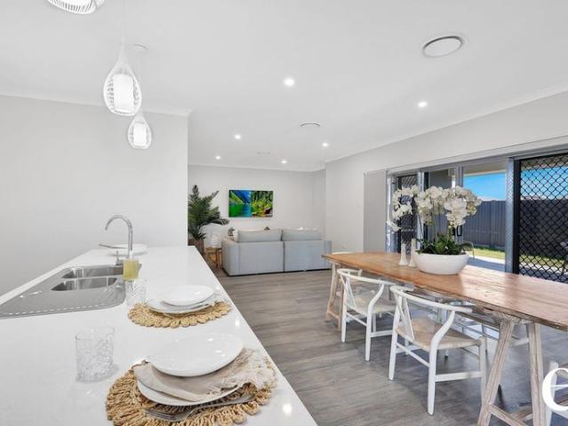 House for rent in Innes Park, Queensland