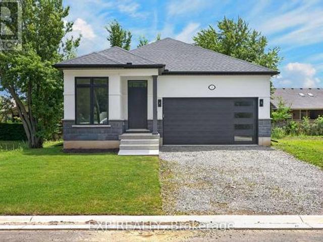 House for sale in Niagara, Ontario