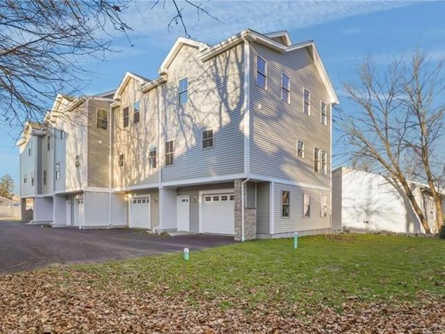 Townhouse for sale in Providence, Rhode Island