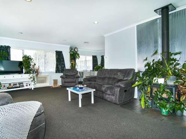 House for sale in Fairdown, West Coast