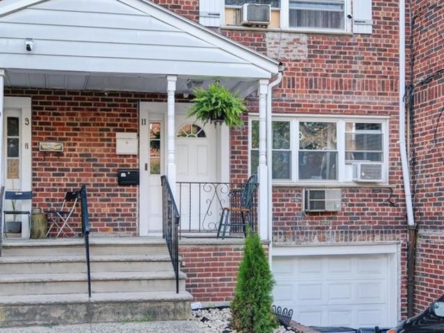 House for sale in Hudson, New Jersey