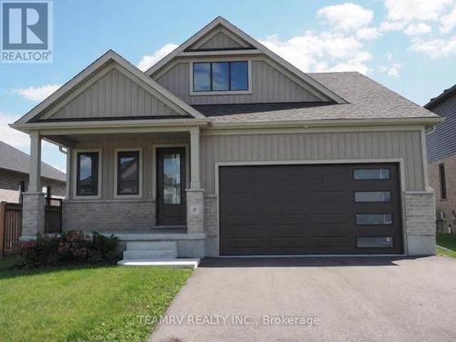 House for sale in Tillsonburg, Southwestern Ontario